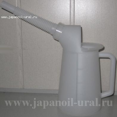 Лейка для технических жидкостей 5L